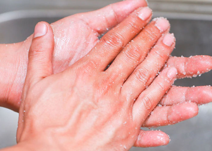 Cách tẩy keo 502 bằng muối trắng