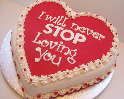 Em không thể ngừng yêu anh! - Thông điệp của chiếc bánh kem sinh nhật Em không thể ngừng yêu anh! - Thông điệp của chiếc bánh kem sinh nhật