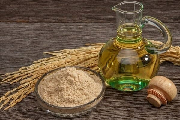 Cách làm hồng nhũ hoa bằng cám gạo