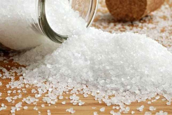 Trị hôi chân bằng phèn chua Trị hôi chân bằng phèn chua