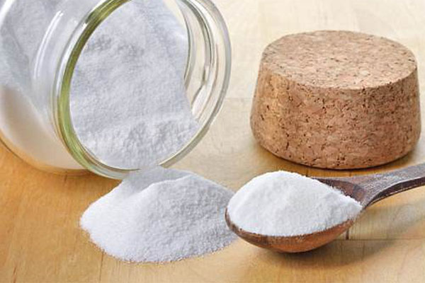 Trị hôi chân bằng soda Trị hôi chân bằng soda