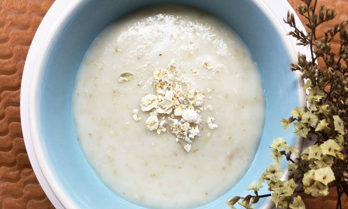 Cháo yến mạch sữa cho bé ăn dặm