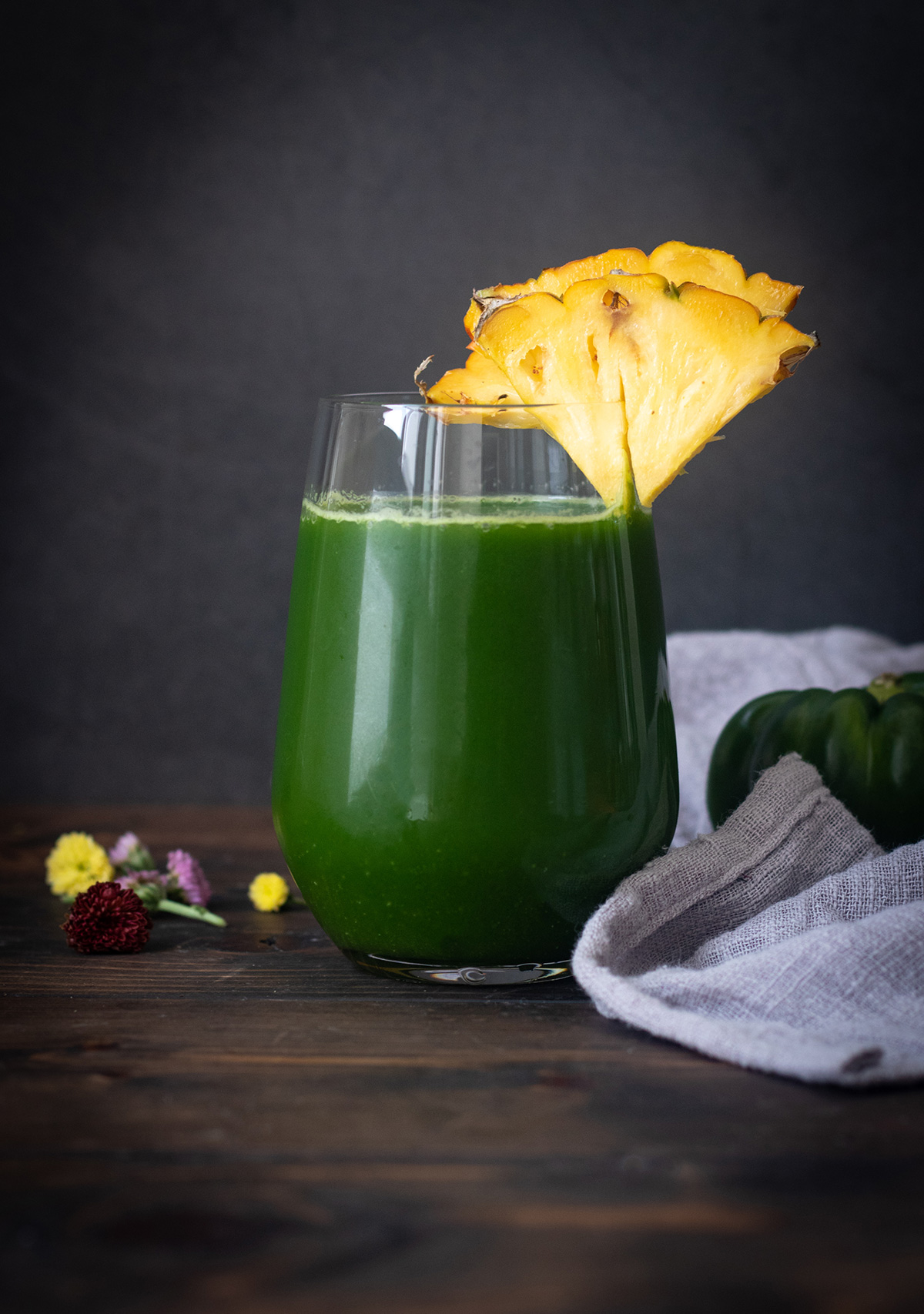 Nước ép cải xoăn kale, dứa