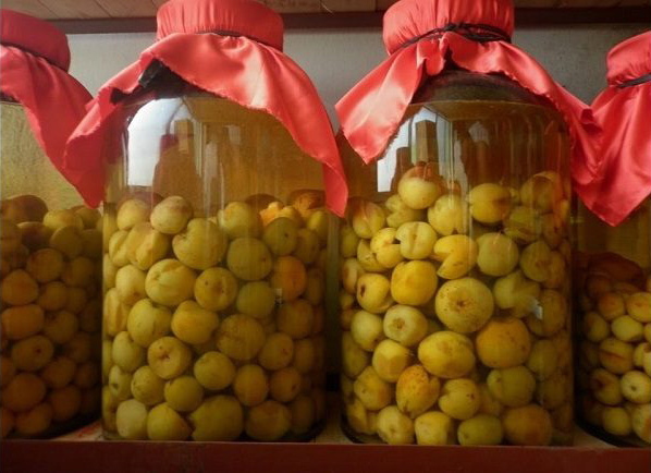 Thành phẩm rượu táo mèo nguyên chất Thành phẩm rượu táo mèo nguyên chất