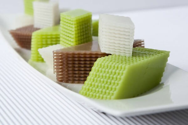 Làm thạch màu cho món chè thêm hấp dẫn