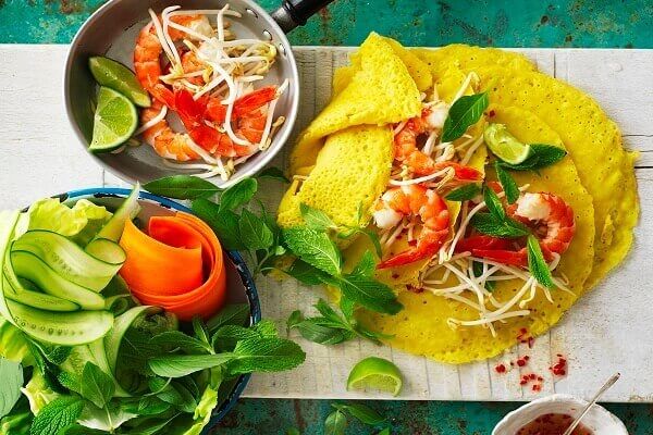 Món bánh xèo thơm ngon, giòn lâu từ bột pha sẵn