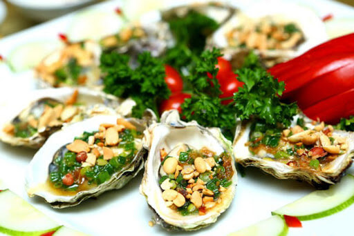 Hoàn tất khâu chuẩn bị cho cách làm hàu nướng mỡ hành thơm ngon Hoàn tất khâu chuẩn bị cho cách làm hàu nướng mỡ hành thơm ngon