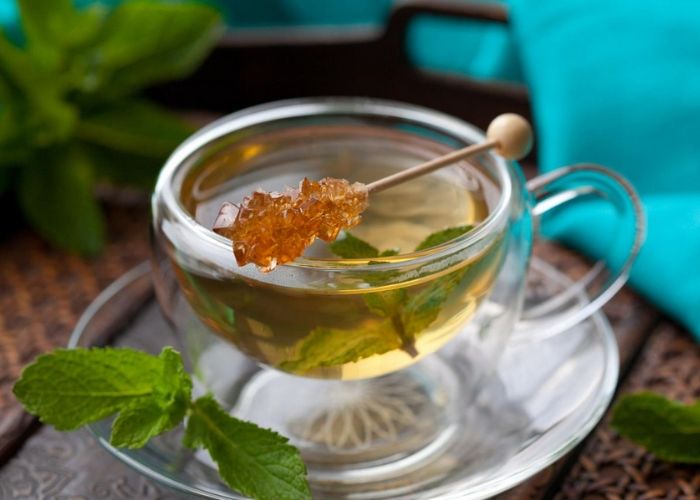 Khi dùng mật ong cần cẩn thận để không làm mật ong bị mất chất