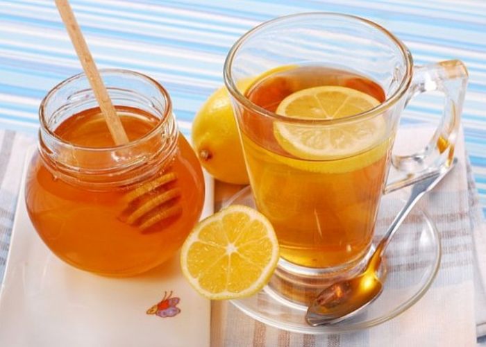 Uống mật ong hàng ngày giúp hệ tiêu hóa làm việc tốt hơn