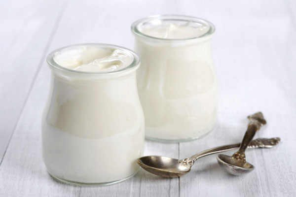 Tẩy da chết bằng cafe và sữa chua