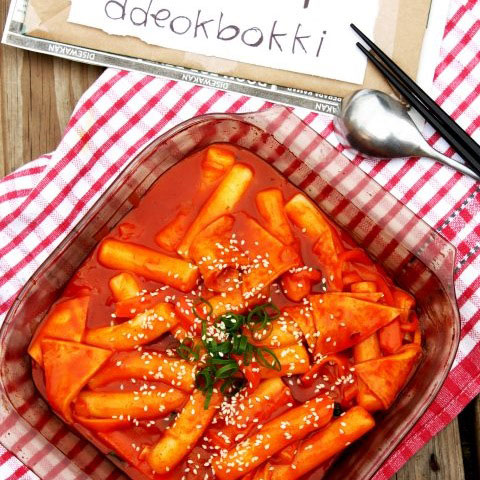 Cách làm tokbokki đơn giản tại nhà