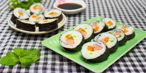 Cách làm kimbap Hàn Quốc ngon chuẩn vị