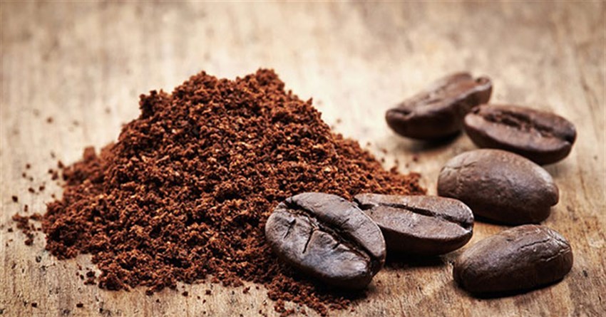 12 Công dụng tuyệt vời của bã cafe trong làm đẹp & đời sống