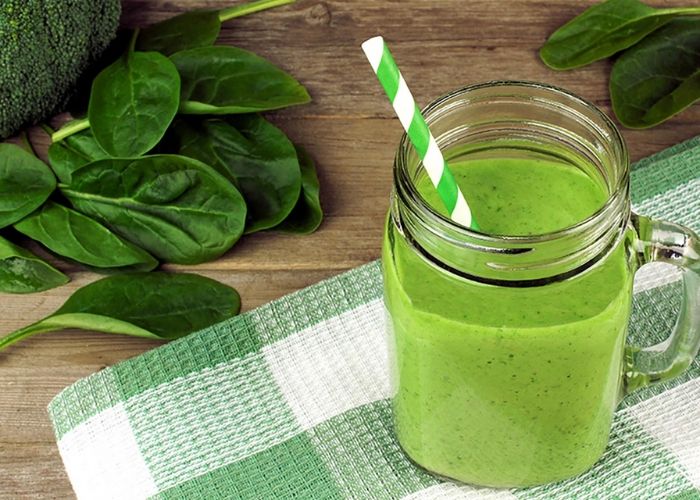 Sinh tố rau cải bó xôi