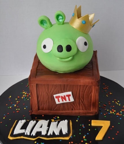 Bánh kem hình con heo ngộ nghĩnh