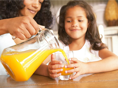 Uống nước cam thời điểm nào tốt? Nên uống khi nào để không hại dạ dày?