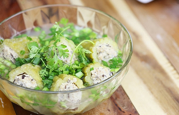 Mướp đắng nhồi thịt