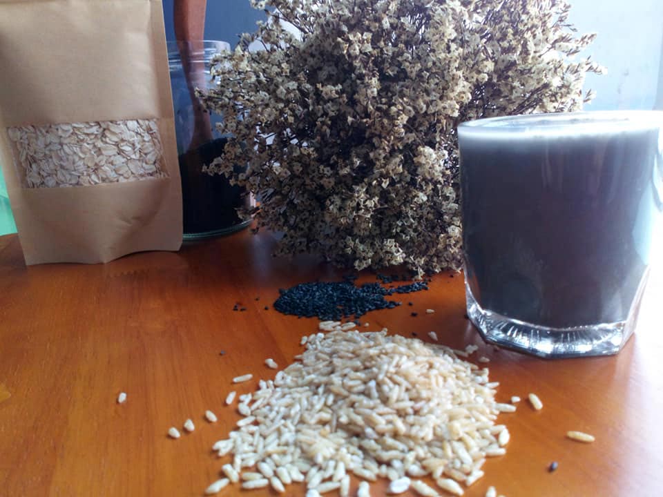 Cách nấu nước đậu đen rang yến mạch giảm cân