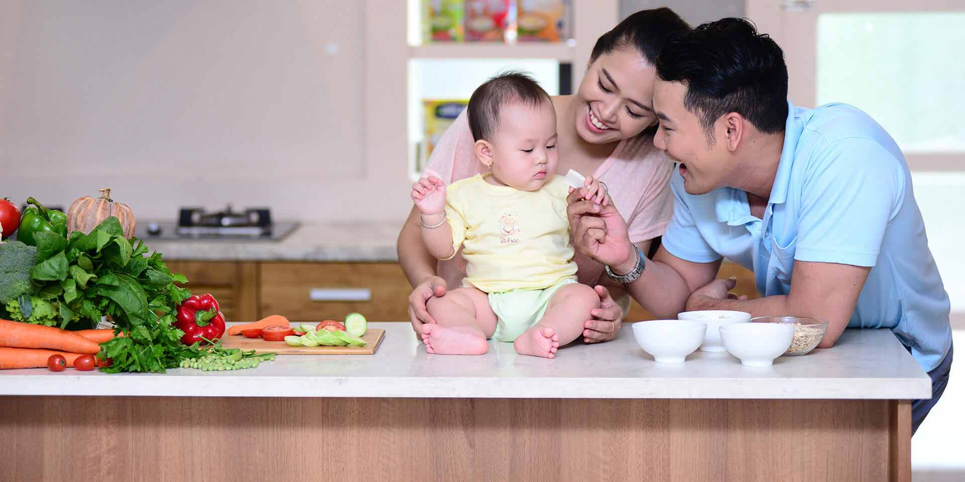 Nguyên tắc ăn dặm cho bé yêu mà bố mẹ cần ghi nhớ