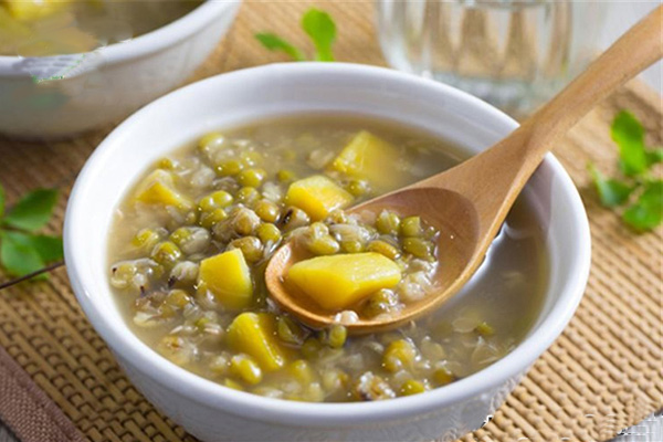 Cách nấu chè bí đỏ khoai lang Cách nấu chè bí đỏ khoai lang