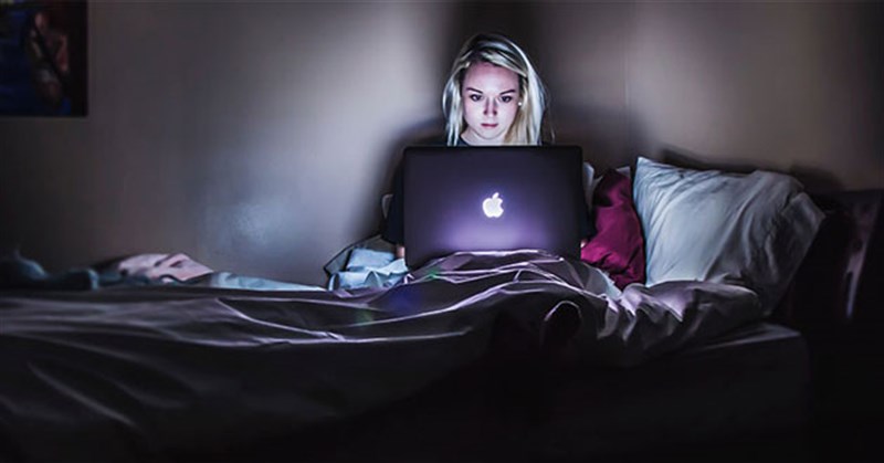 Thức khuya có hại gì? Tác hại của thức khuya đối với phụ nữ và nam giới