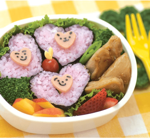 Cách làm cơm Bento hình trái tim đơn giản