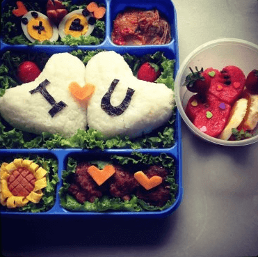 Cách làm cơm Bento I Love You cho cô nàng khéo tay