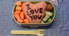 Cách làm cơm hộp Bento I Love You đơn giản cho người thương