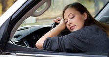 Tuyệt chiêu chống buồn ngủ hiệu quả khi lái xe