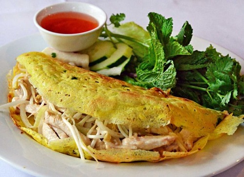 Hướng dẫn cách làm bánh xèo miền Bắc đơn giản tại nhà