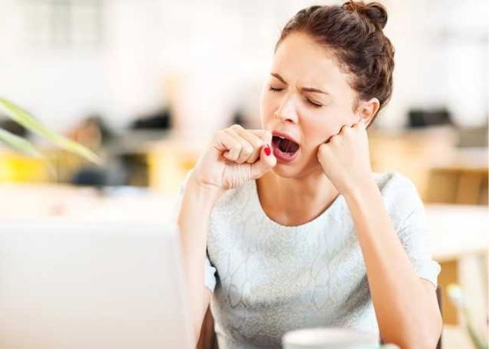 Trầm cảm, stress trong công việc... cũng có thể là nguyên nhân gây ra tình trạng thường xuyên buồn ngủ Trầm cảm, stress trong công việc... cũng có thể là nguyên nhân gây ra tình trạng thường xuyên buồn ngủ