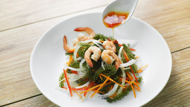 Gỏi rong nho tôm tươi