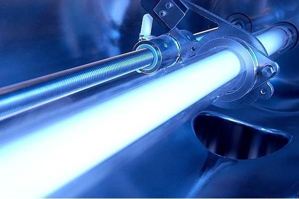 Ứng dụng tia UV vào khử trùng đang rất phổ biến