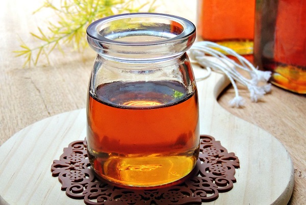 Cách nấu nước đường làm bánh Trung Thu đơn giản nhưng cần sự cẩn thận