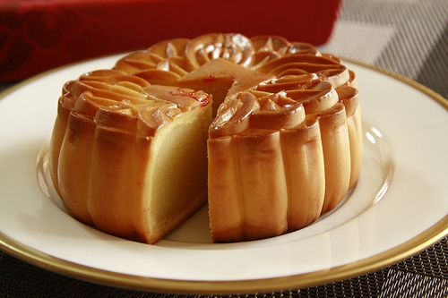 Cách làm nhân đậu xanh bánh trung thu khá đơn giản, nhưng nếu không cẩn thân có thể bị khô hoặc tách dầu Cách làm nhân đậu xanh bánh trung thu khá đơn giản, nhưng nếu không cẩn thân có thể bị khô hoặc tách dầu