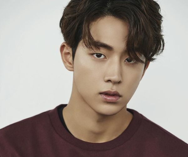 Tóc side part Hàn Quốc đẹp, cá tính