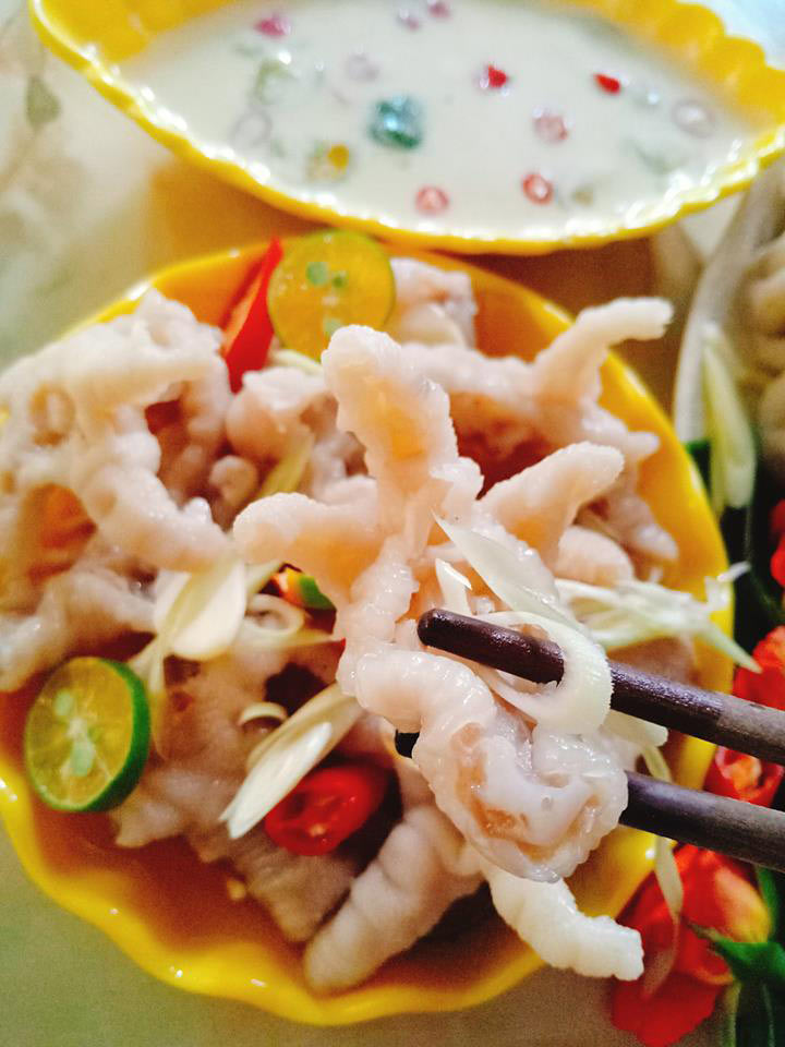 Ngâm chân gà rút xương sả tắc Ngâm chân gà rút xương sả tắc