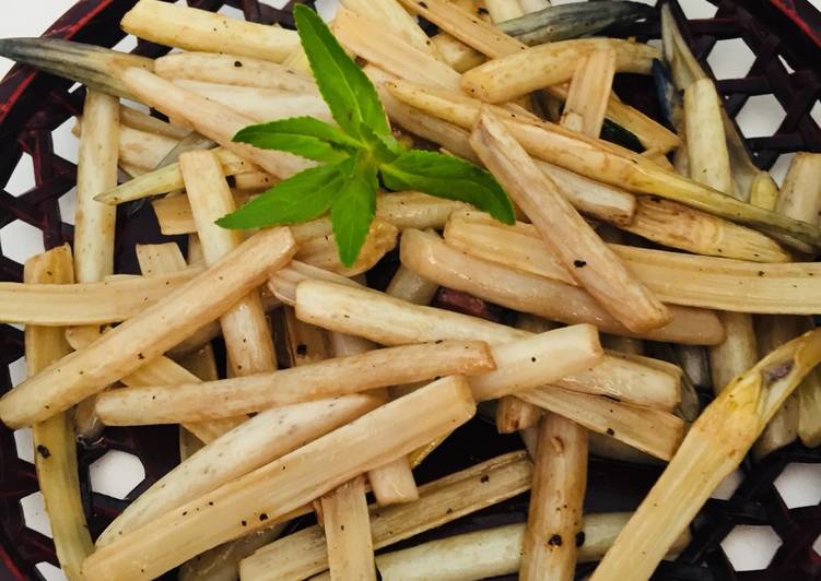 Ngó sen xào tỏi Ngó sen xào tỏi