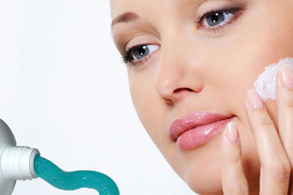 Làm dịu vết côn trùng cắn