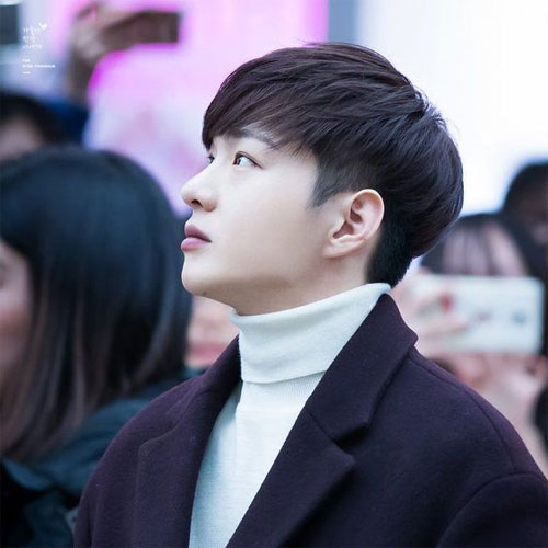 Tóc nam cạo 2 bên tỉa layer mái chéo Tóc nam cạo 2 bên tỉa layer mái chéo