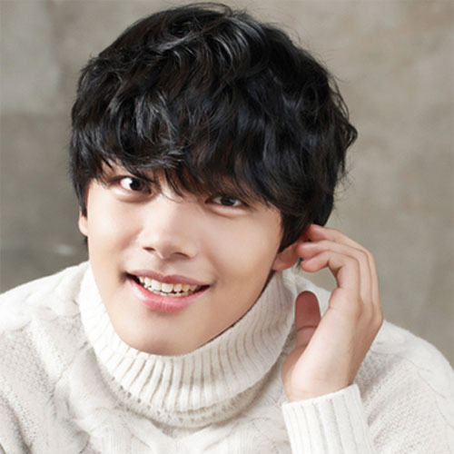 Tóc xoăn layer nam Tóc xoăn layer nam