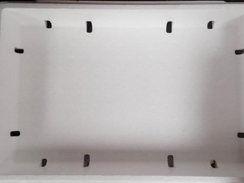 Thùng xốp cần chọc thủng các lỗ