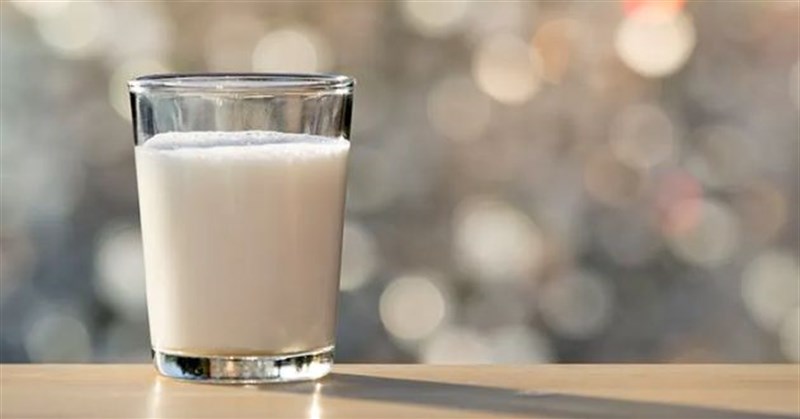 Rửa mặt bằng sữa tươi không đường có tác dụng gì? Rửa hàng ngày có tốt không?