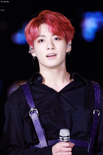 Tóc màu nâu đỏ cho nam da trắng