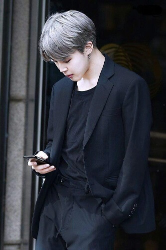 Tóc màu khói cho nam da trắng