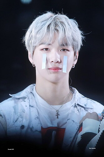 Tóc màu khói cho nam da trắng