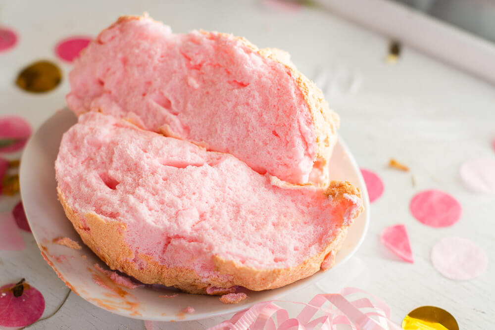 Với cách làm bánh mì đám mây này, bạn có thể làm rất nhiều màu sắc khác nhau