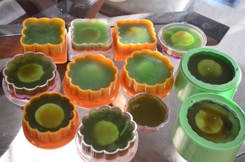 Làm bánh trung thu rau câu nhân đậu xanh Làm bánh trung thu rau câu nhân đậu xanh