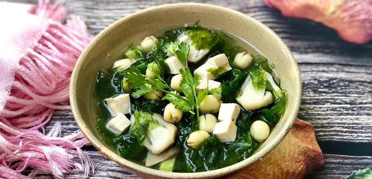 Canh rong biển - món ngon cho bạn nếu chưa biết hôm nay ăn gì sinh viên, rẻ mà vẫn ngon Canh rong biển - món ngon cho bạn nếu chưa biết hôm nay ăn gì sinh viên, rẻ mà vẫn ngon