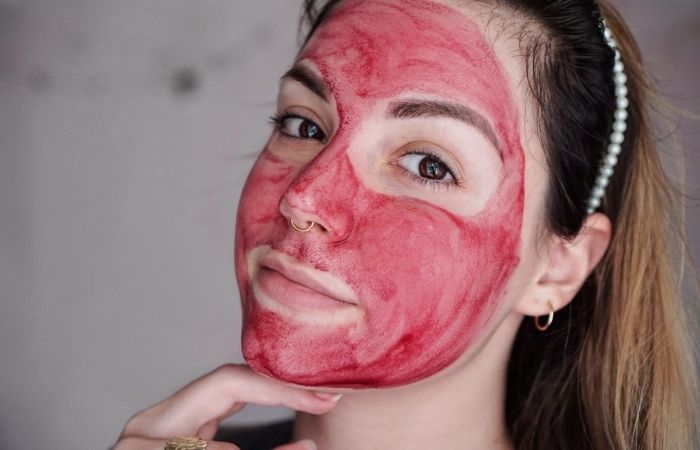 Nếu bạn muốn peel da cấp độ nhẹ tại nhà thì nên lưu ý dưỡng ẩm và chống nắng kỹ cho da Nếu bạn muốn peel da cấp độ nhẹ tại nhà thì nên lưu ý dưỡng ẩm và chống nắng kỹ cho da